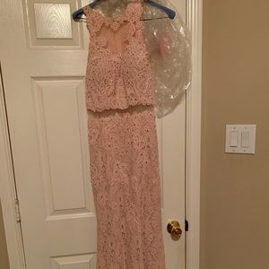 Pink and nude prom dress size L, never worn